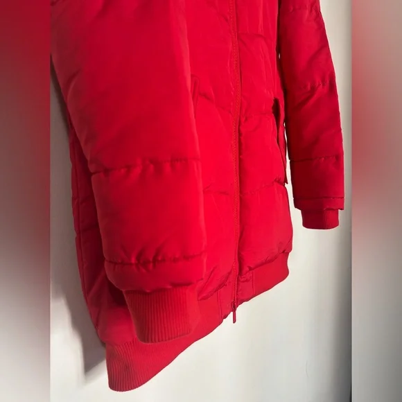 NWOT ONLY Red warm zip-up puffer jacket with a hood M - Picture 6 of 10